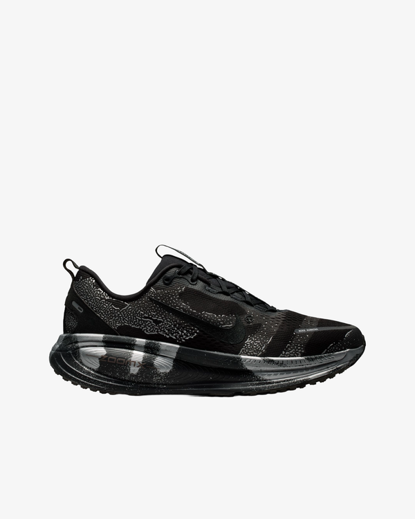 Nike - Men's Vomero 18 - (IQ3925-001)