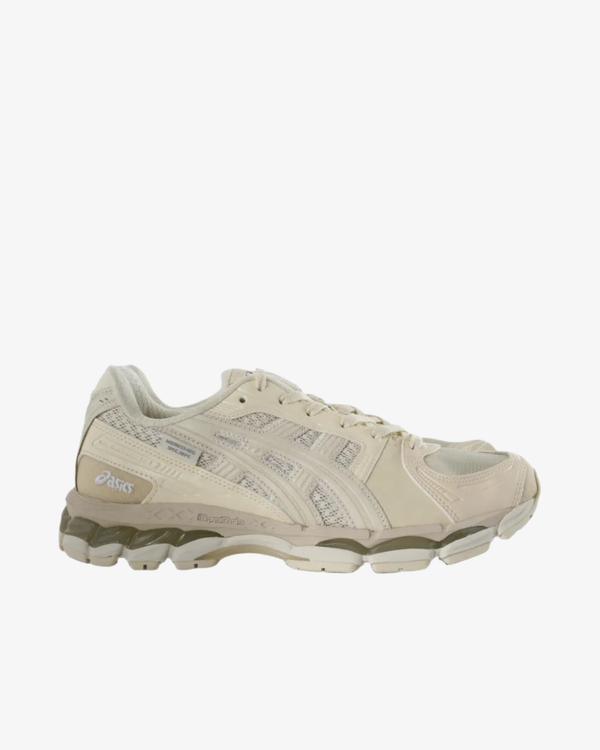 Asics - Men's Invincible x Madness Gel-Kayano 12.1 - (1203B150-250)