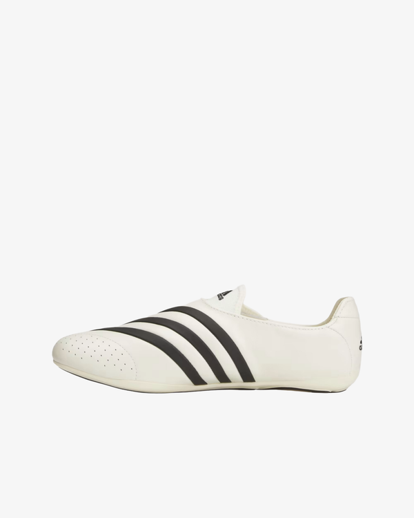 Adidas - Men's Virginia Vario Flat Earther - (Chalk White)