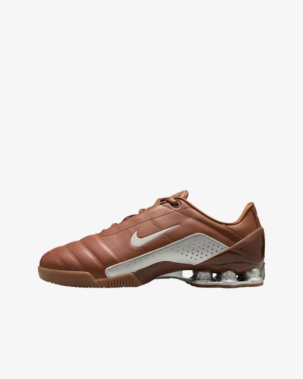 Nike - Men's Total 90 Shox Magia - (IO9300-200)