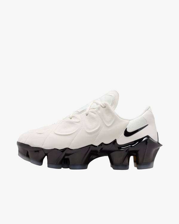 Nike - Women's First Sight Mirage - (HQ2412-101)