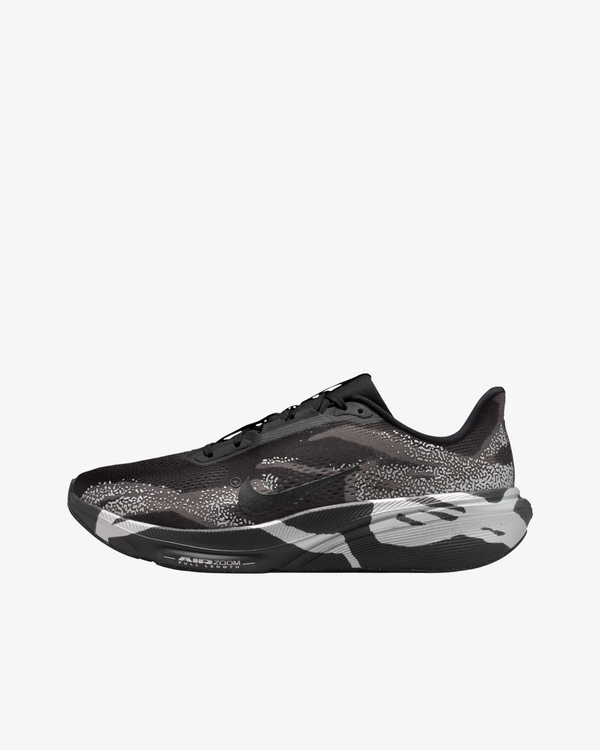 Nike - Men's Pegasus 42 - (IQ3928-001)