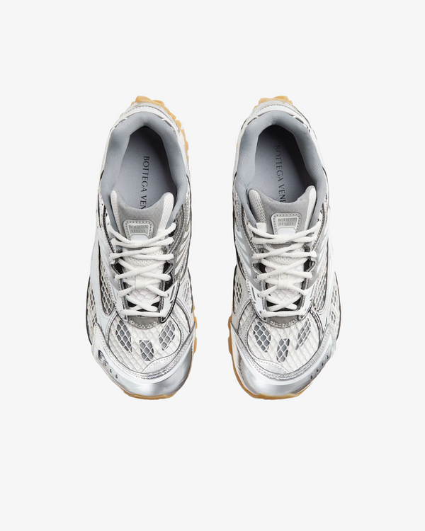Bottega Veneta_BOTTEGA VENETA - Women's Low Top Lace-Up Sneaker - (Silver1425)_SNEAKERS