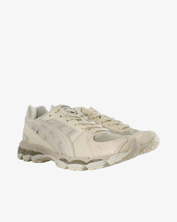 Asics - Men's Invincible x Madness Gel-Kayano 12.1 - (1203B150-250)