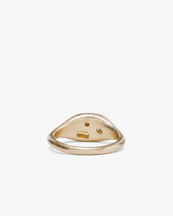 Seb Brown_SEB BROWN - Yellow Neapolitan Oval Ring - (9K Yellow Gold)_RINGS