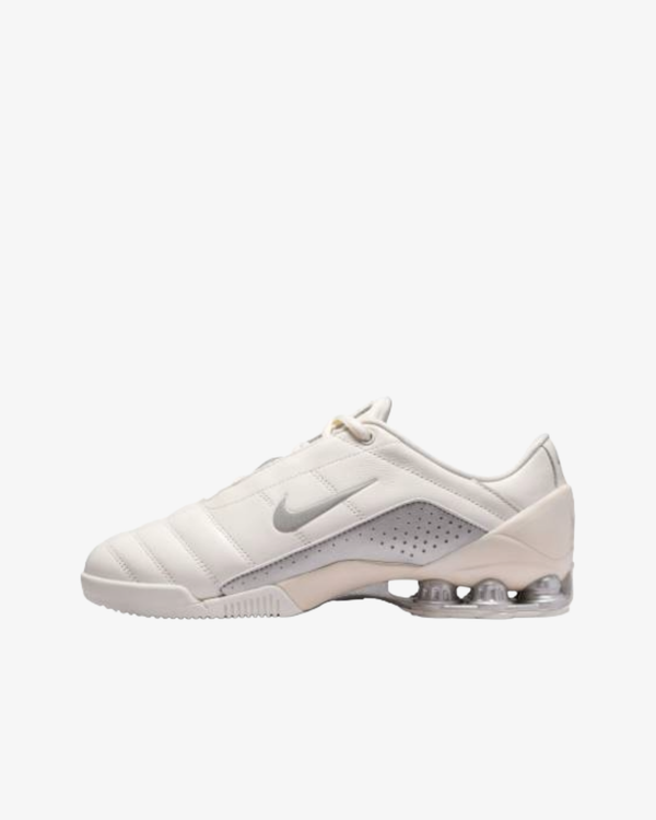 Nike - Men's Total 90 Shox Magia - (IO9300-100)