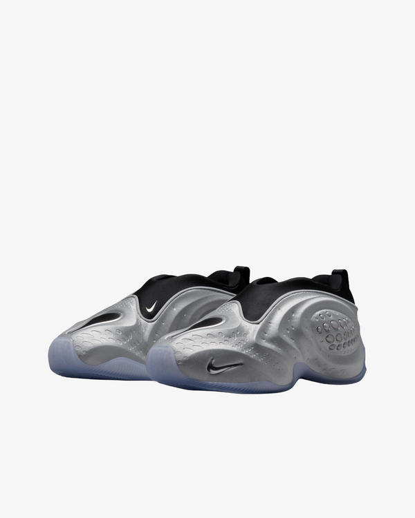 Nike - Women's First Sight Shadow - (HQ2410-002)