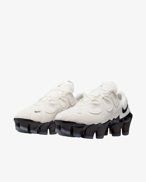 Nike - Women's First Sight Mirage - (HQ2412-101)