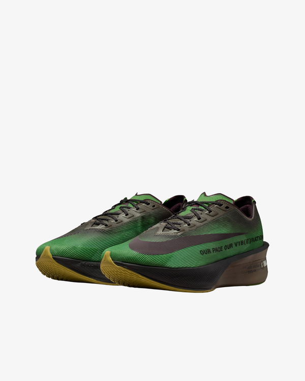 Nike - Men's Vaporfly 4 - (IQ3418-399)