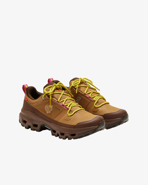 ON RUNNING - Men's Cloudrock Low WP - (Brown)