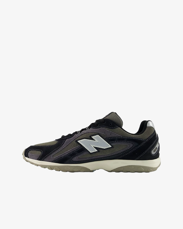 New Balance_New Balance - Men's 204L - (U204L5WZ)_SNEAKERS
