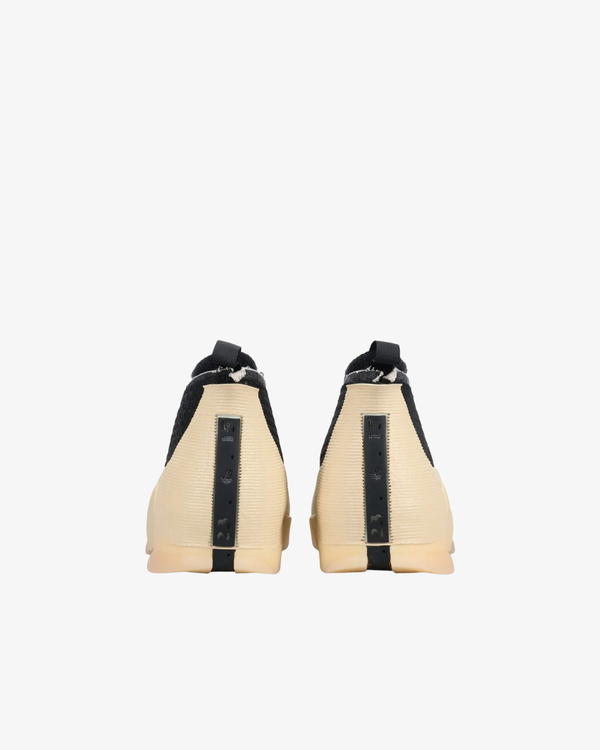 Nike - Men's Air Jordan 15 - (IV7637-100)
