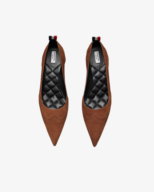 Thom Browne - Women's Wingtip Pump On 50Mm Round Curved Heel - (Brown)