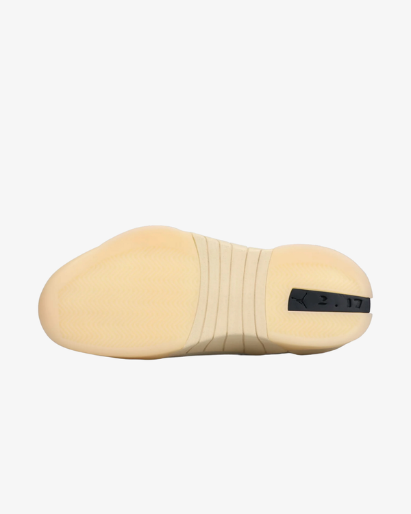 Nike - Men's Air Jordan 15 - (IV7637-100)