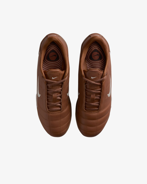 Nike - Men's Total 90 Shox Magia - (IO9300-200)