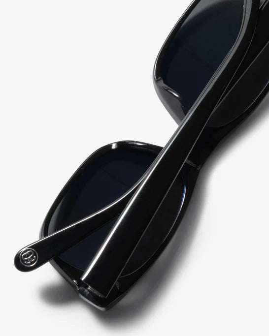 Stüssy: Men's Michael Sunglasses (Black/Black) | DSMS E-SHOP Stüssy: Men's Michael Sunglasses (Black/Black) | DSMS E-SHOP