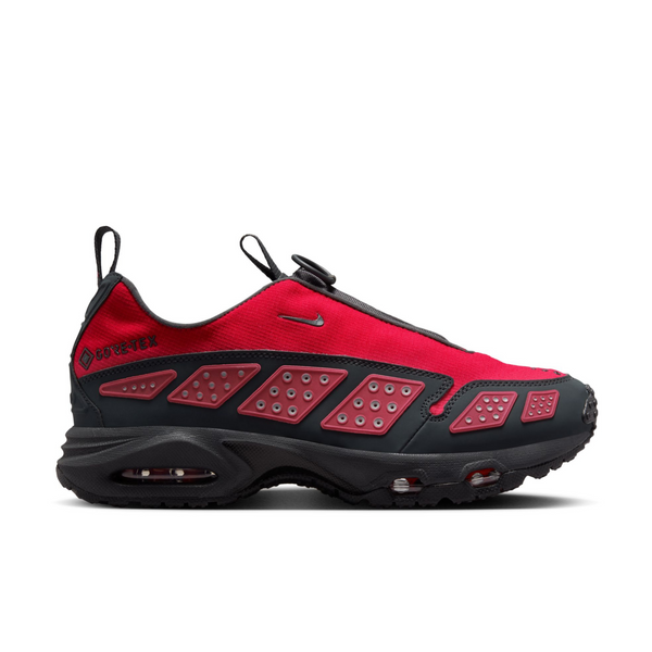 Nike - Women's Air Max Sndr Gore-Tex - (FZ4238-800)