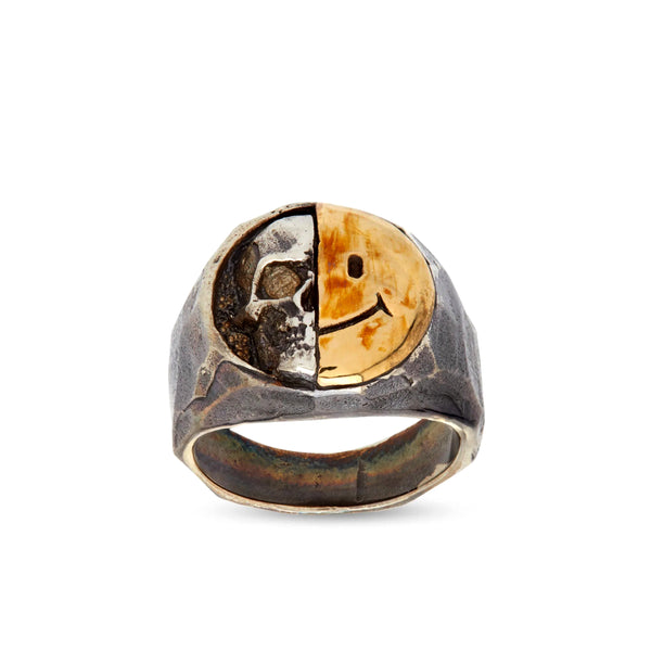 13 LUCKY MONKEY - Edith Smiley Signet Ring