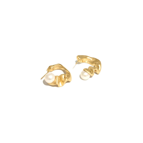 Completedworks_COMPLETEDWORKS - Pearl Ended Earrings - (Gold)_EARRINGS