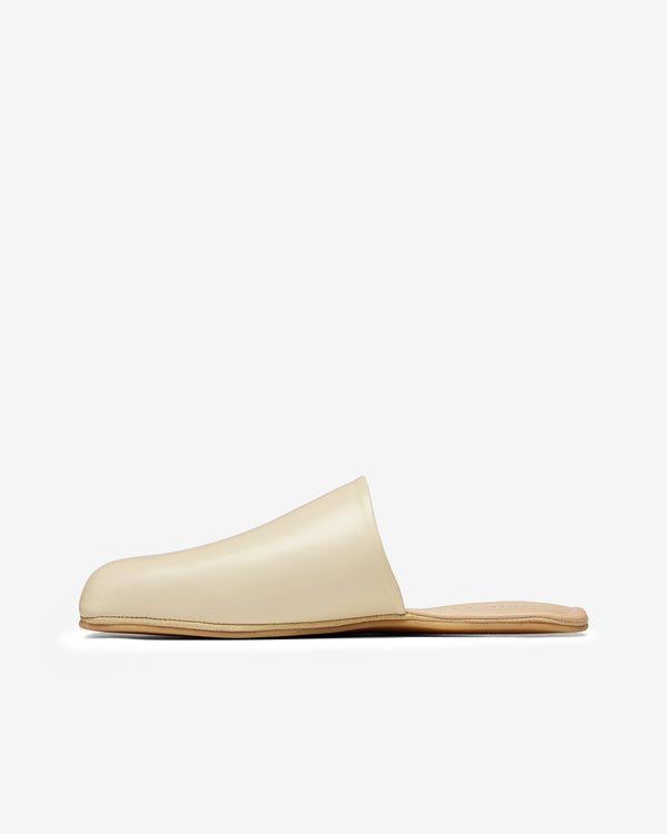 Our Legacy_Our Legacy Work Shop - Men's Armani Cigarr Slipper - (Beige)_SHOES