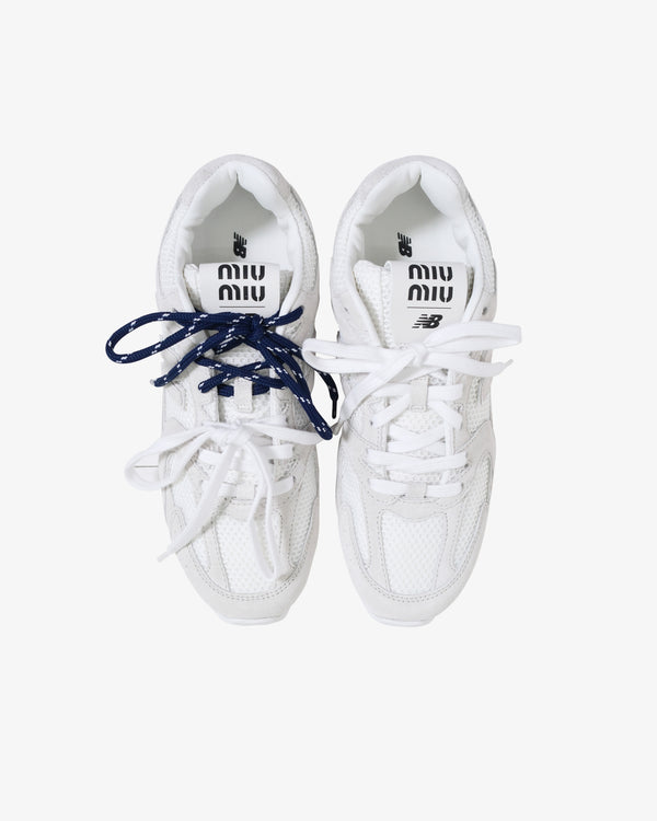 Miu Miu_Miu Miu - Women's New Balance 530 Sneaker - (White)_SNEAKERS