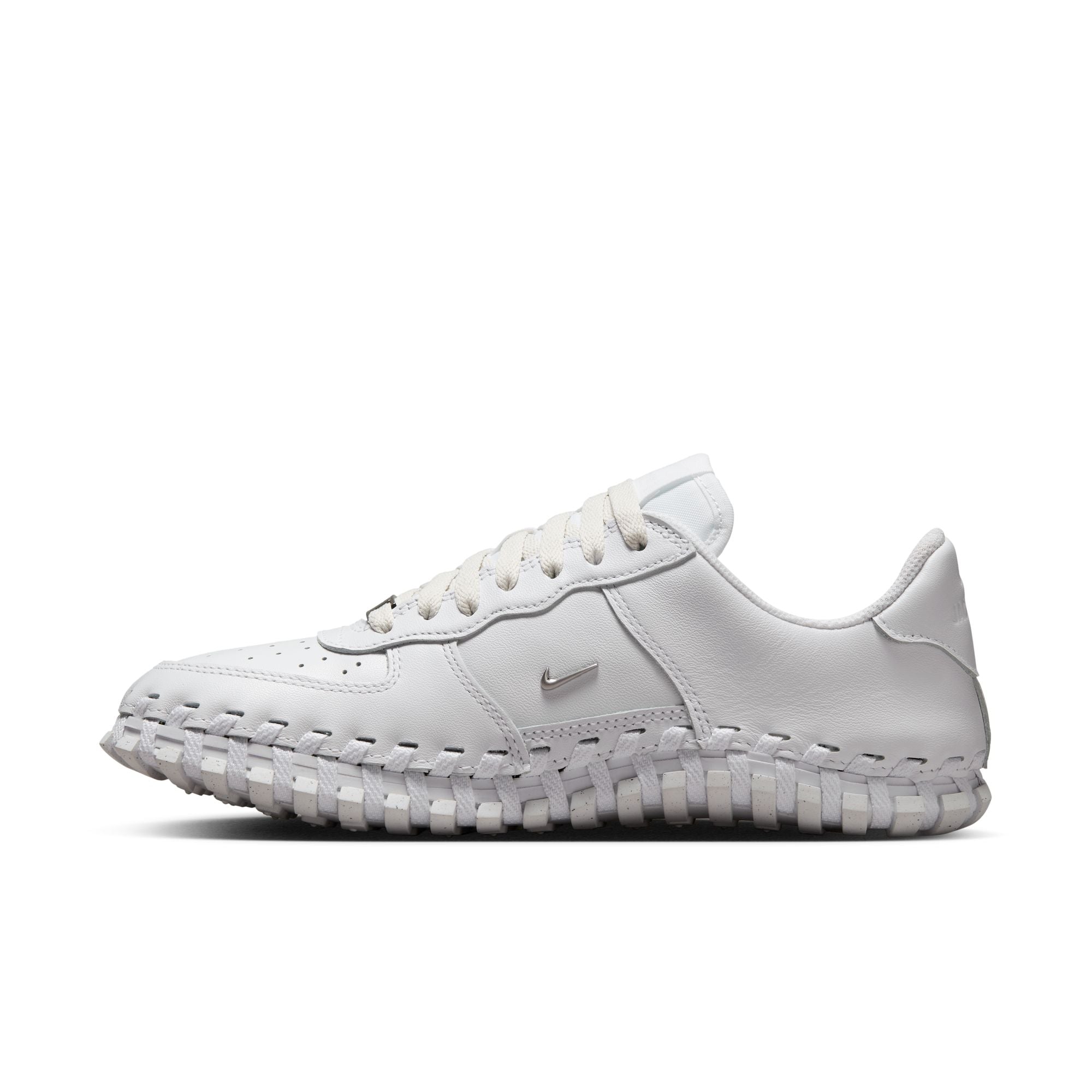 NIKE - JACQUEMUS J Force Low LX SP - White (DR0424-100) | Dover