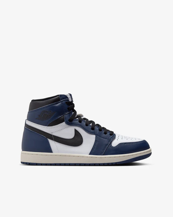 Nike - Men's Air Jordan 1 Retro High OG - (Midnight DZ5485-401)