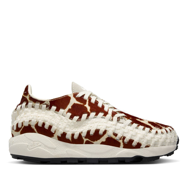 Nike - Women's Nike Air Footscape Woven - (FB1959-100)