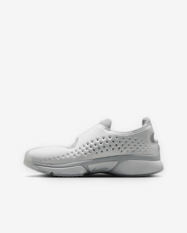 Nike - Women's Rift 2 - (IQ8006-100)