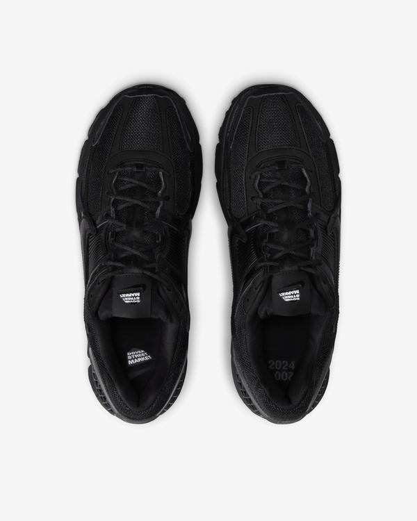 Nike_Nike - DSM Men's Zoom Vomero 5 SP - (FZ3313-001)_SNEAKERS