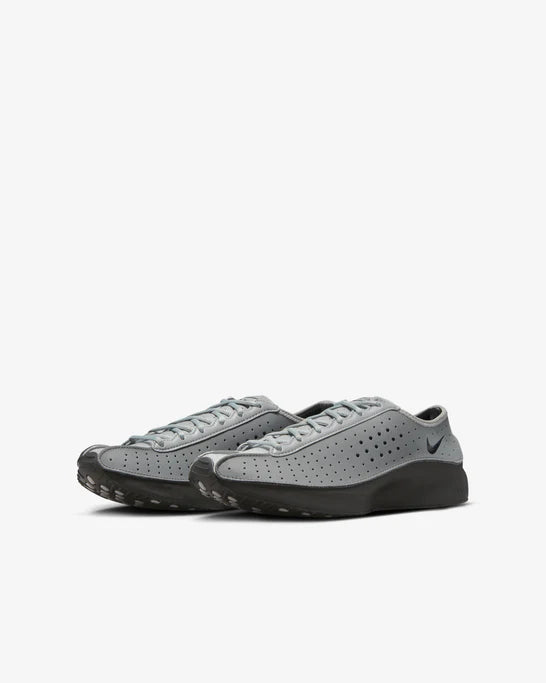 Nike_Nike - Women's DSM Air Superfly - (IB1403-001)_SNEAKERS