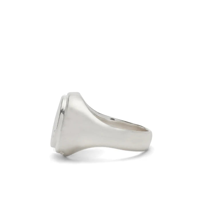 Bunney: Oval Signet Ring (Silver) | DSMS E-SHOP Bunney: Oval Signet Ring (Silver) | DSMS E-SHOP