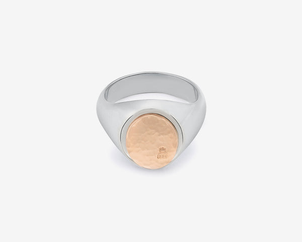Bunney_Bunney Oval Hammered Signet Ring_RINGS