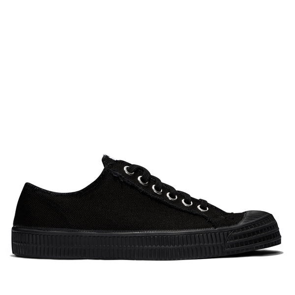 BLACK Comme des Garçons - Novesta Black Star Master - (Black)
