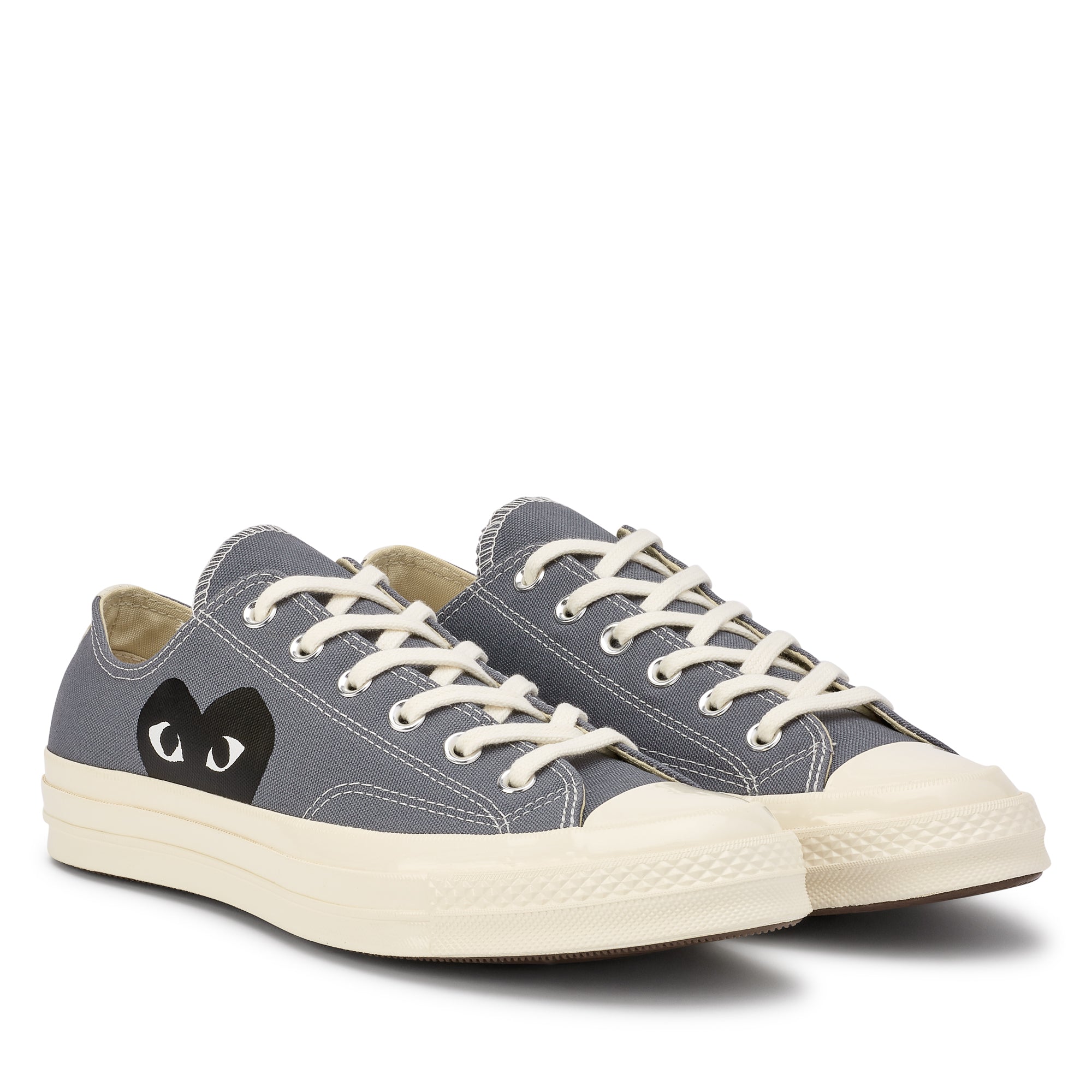 PLAY CONVERSE - Black Heart Chuck Taylor All Star '70 Low - (Grey) view 5