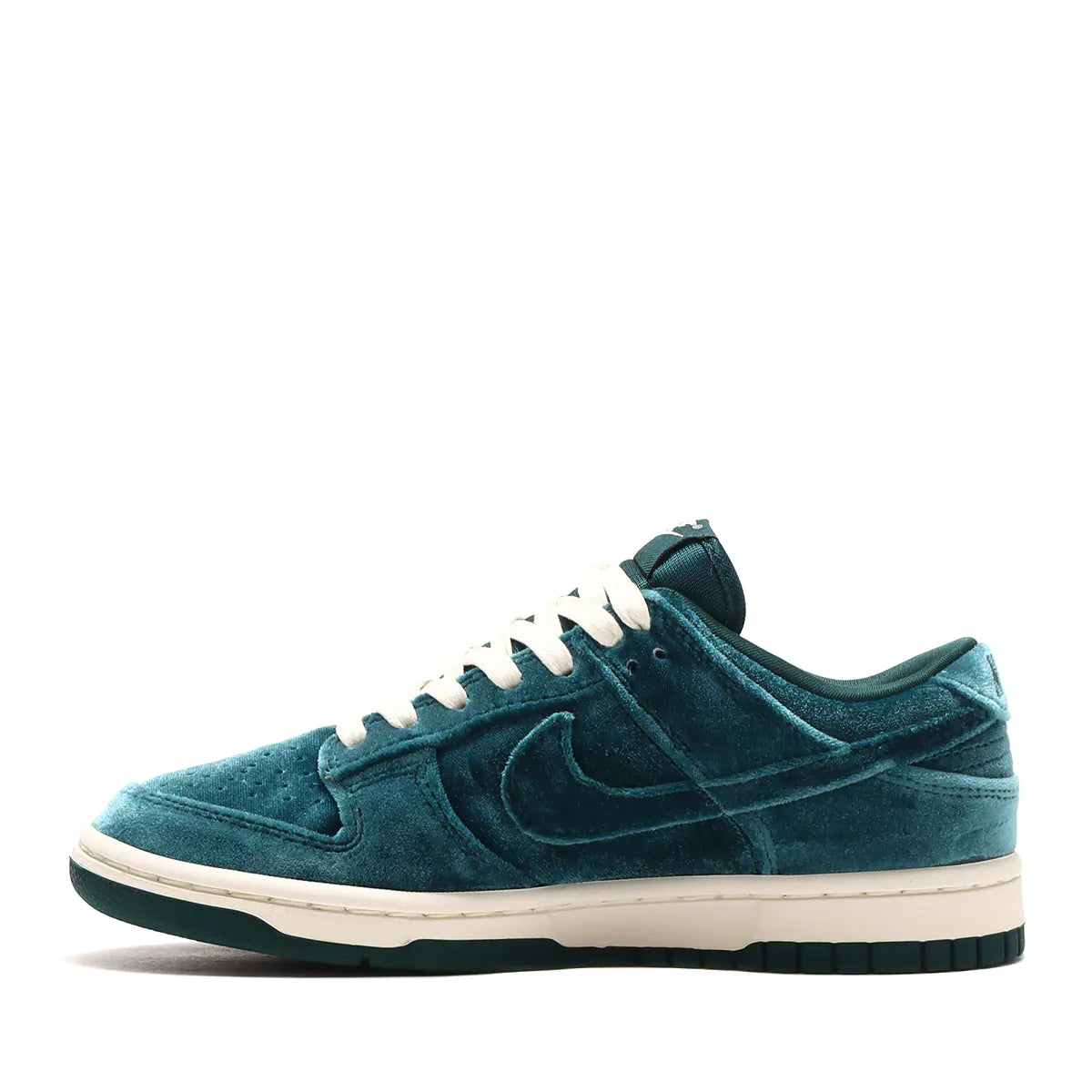 NIKE - Women's Dunk Low - (Atomic Teal)|Dover Street Market E-Shop